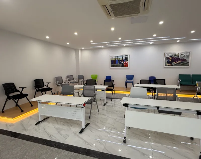 SHOWROOM