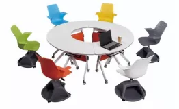 What kind of training chair can enhance a sense of belonging in a learning space?